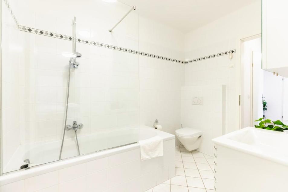 Experience Central Vienna From A Stylish And Modern Apartment 외부 사진